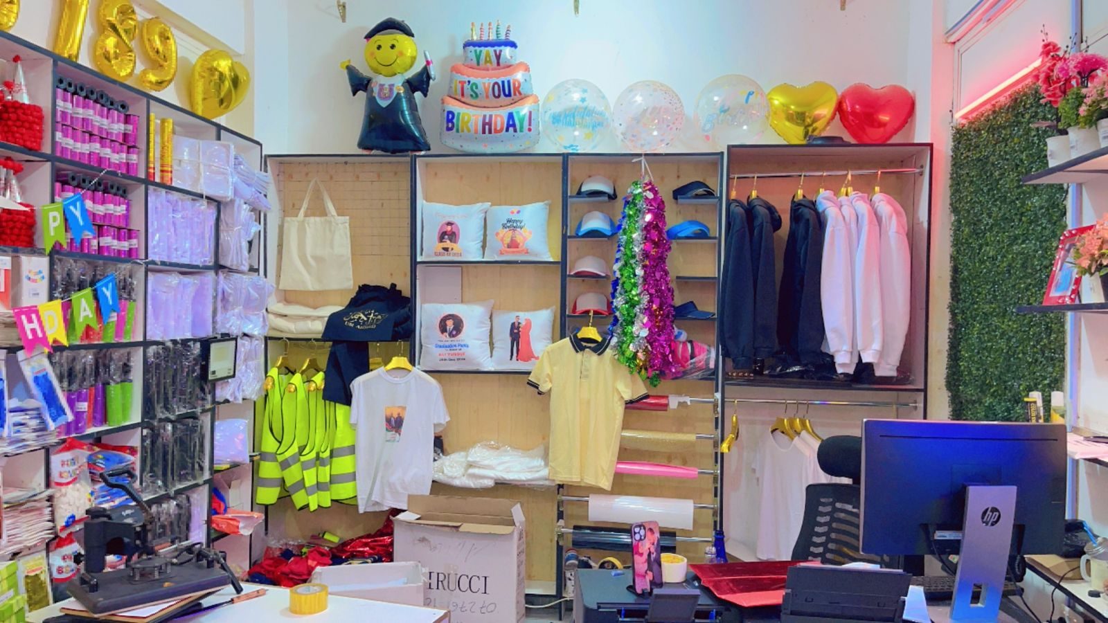 Garissa Designers and Gift Shop interior 1